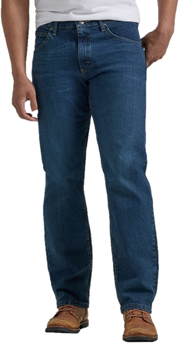 "Wrangler Men's Classic Flex Jeans - Relaxed Fit, 5-Pocket Style"